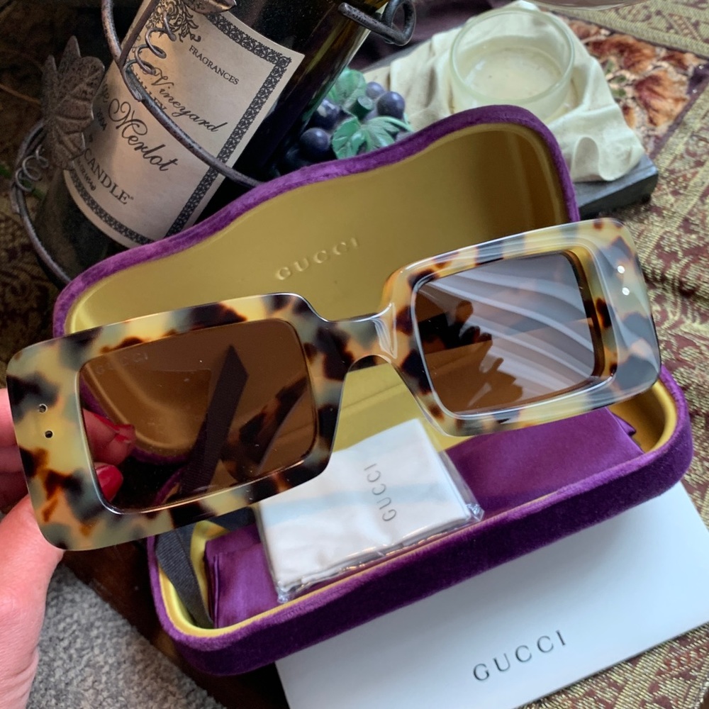 Authentic GUCCI 48mm Rectangular Tortoise Acetate sunglasses - Picture 5 of 14